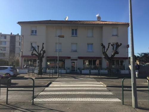 Roussillon-en-Isere Hotel | Le Logis Dauphinois