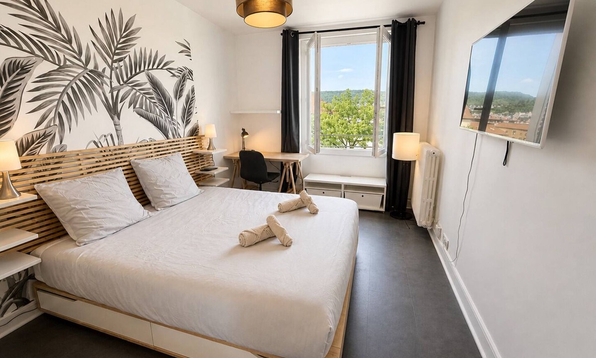 Clermont Ferrand City Centre Apartment | Le Montlosier Centre, Cozy and Quiet
