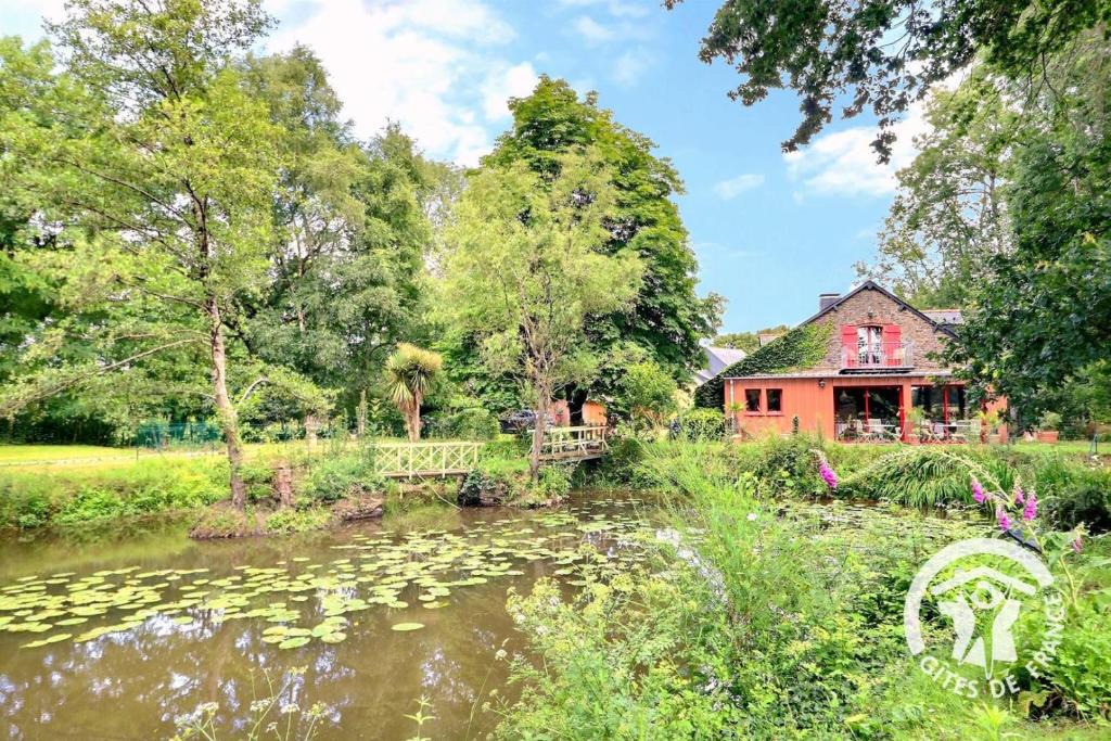 Saint-Erblon Bed & Breakfast | Le moulin de blochet