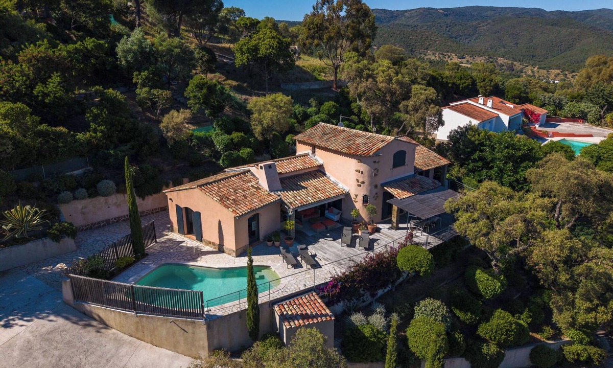 Bormes-Les-Mimosas House | Le Pas de Courtin by Interhome