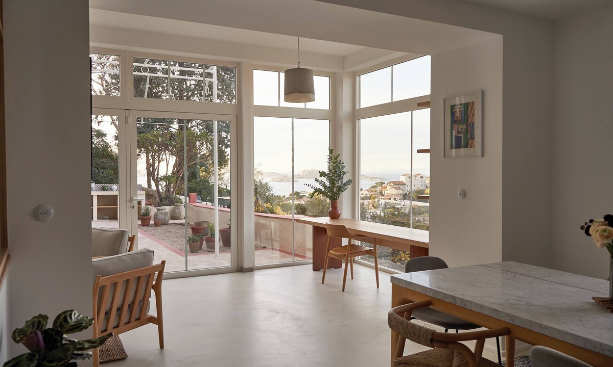 Roucas-Blanc House | Le Petit Croquant Peaceful haven with magnificent sea view