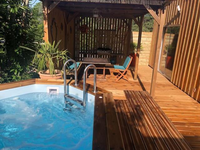 Sarlat-la-Caneda Ski Chalet | Le petit mas sud