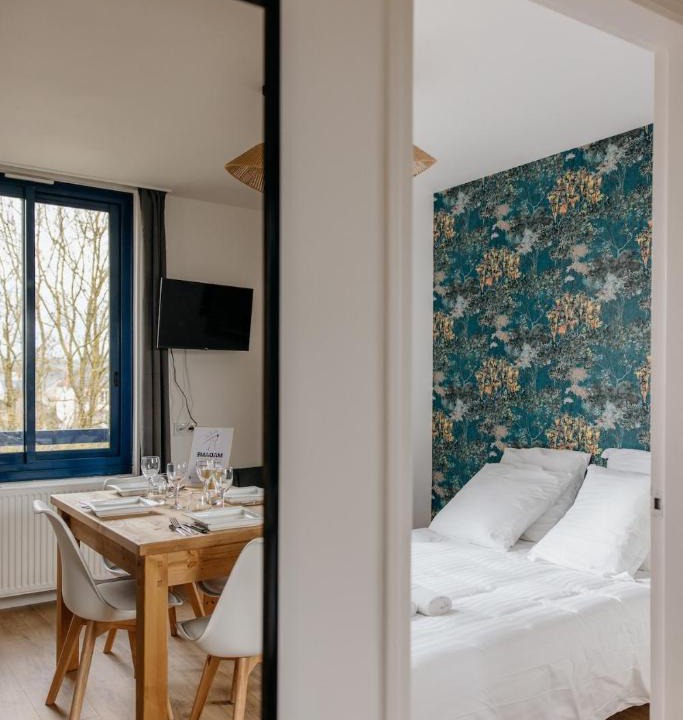 Pont Rean Apartment | Le Reflet des Cygnes