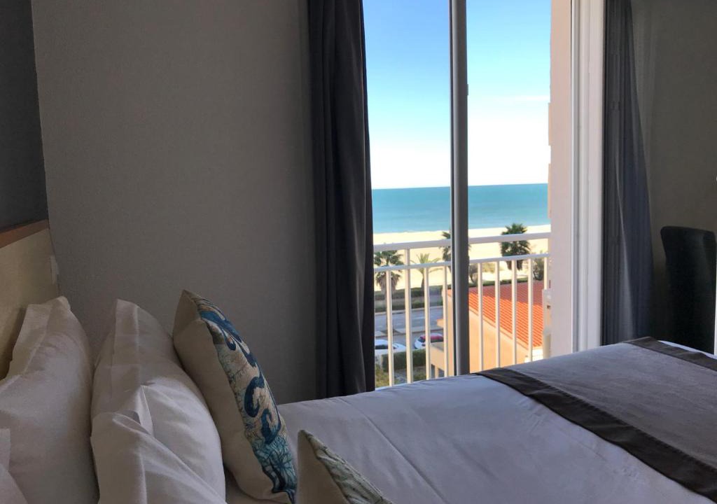 Le Grand Large Hotel | Le Regina Hôtel et restaurant Canet-plage
