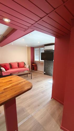 Serrieres Apartment | Le Studio D'auguste