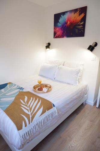 Courcouronnes Apartment | Le Sully Terrasse - Parking privé - 5min Gare RER