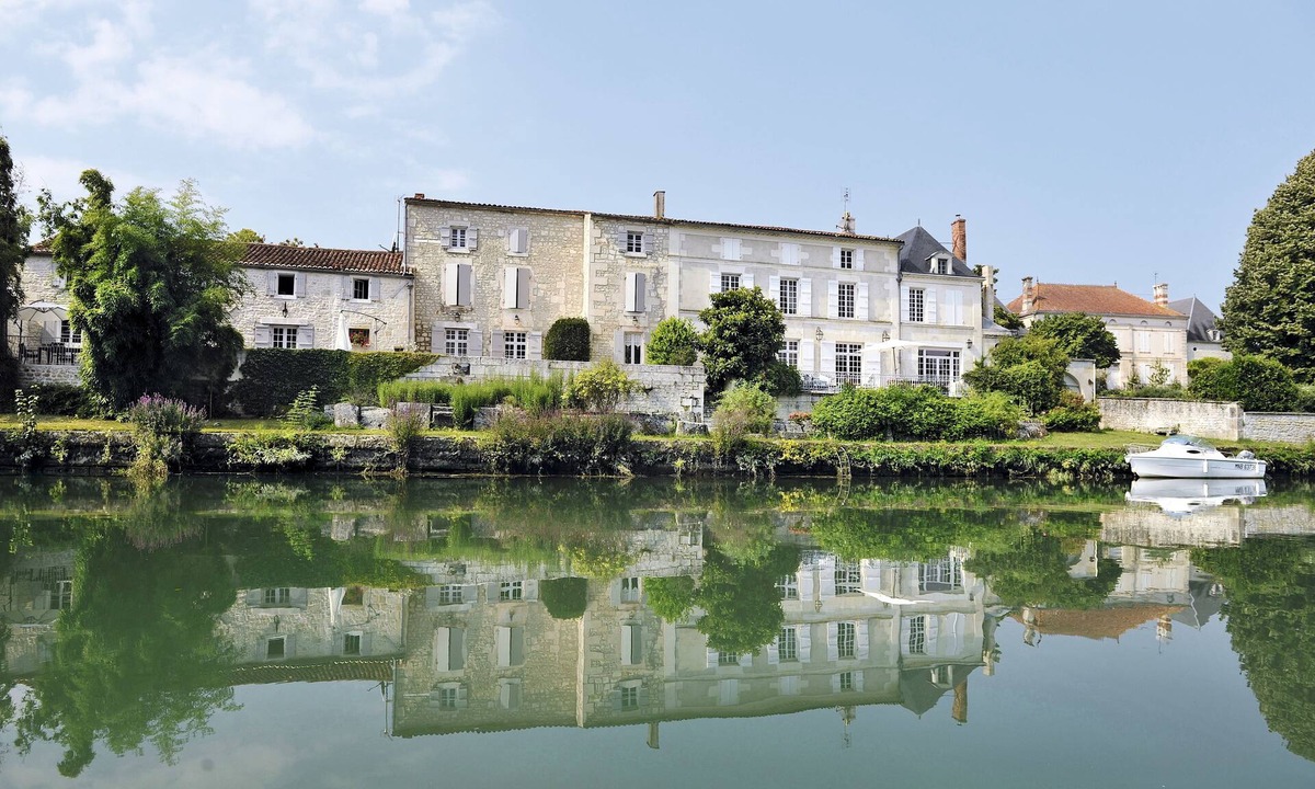 Port-d'Envaux Bed & Breakfast | Les Armateurs