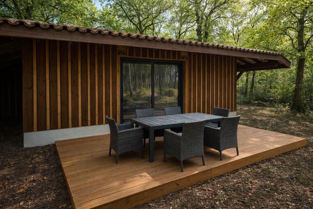 Noaillan Bed & Breakfast | Les cabanes