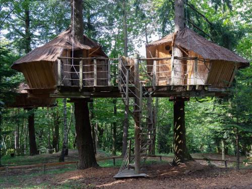 Saint-Julien-Labrousse Cabin | Les Cabanes de Labrousse