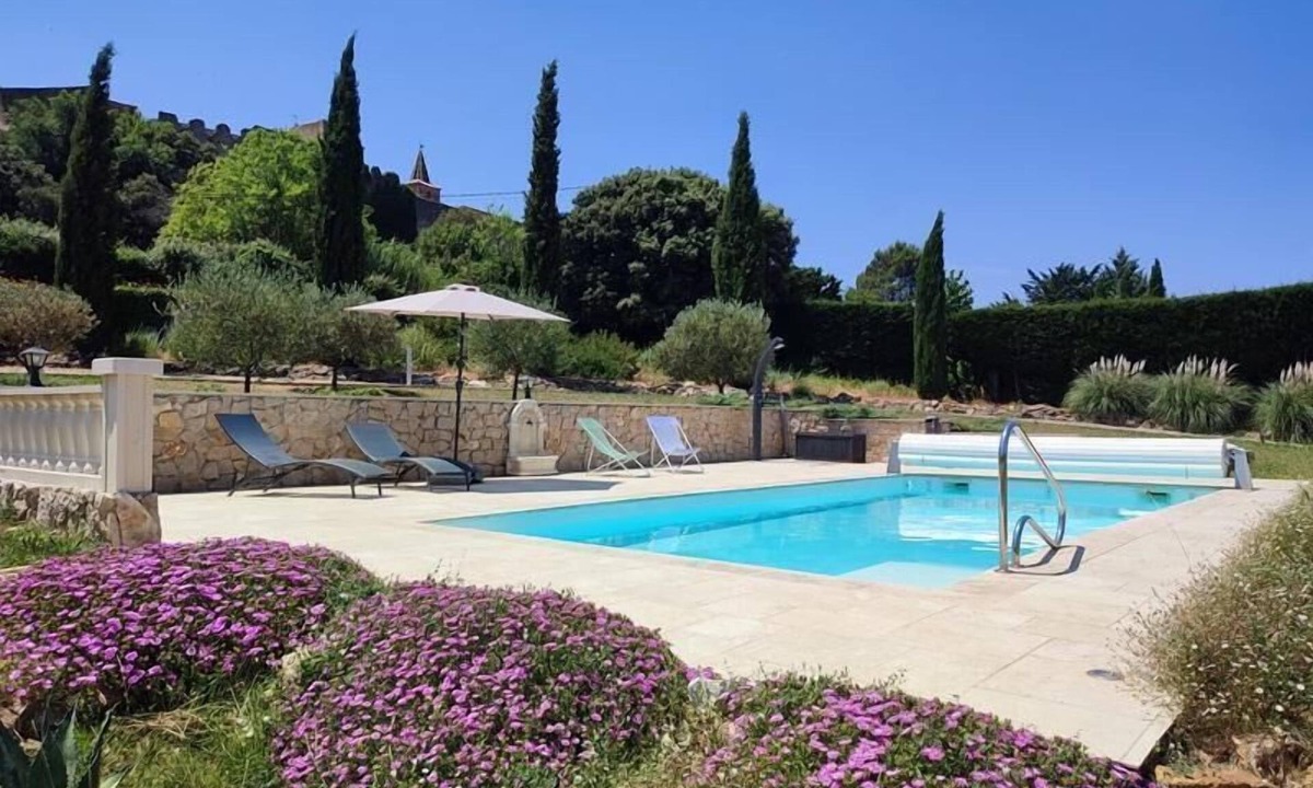 Regusse House | Les Jardins du Château - exclusive pool and all-inclusive package