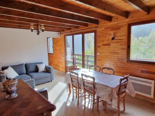 Allos Ski Chalet | Les Mélèzes Chalet