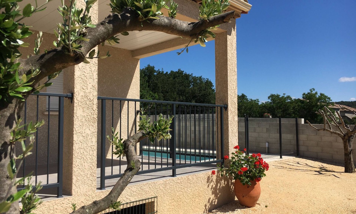 Sampzon Villa | Les Mûriers Ardèche private fenced pool air-conditioned quiet space countryside