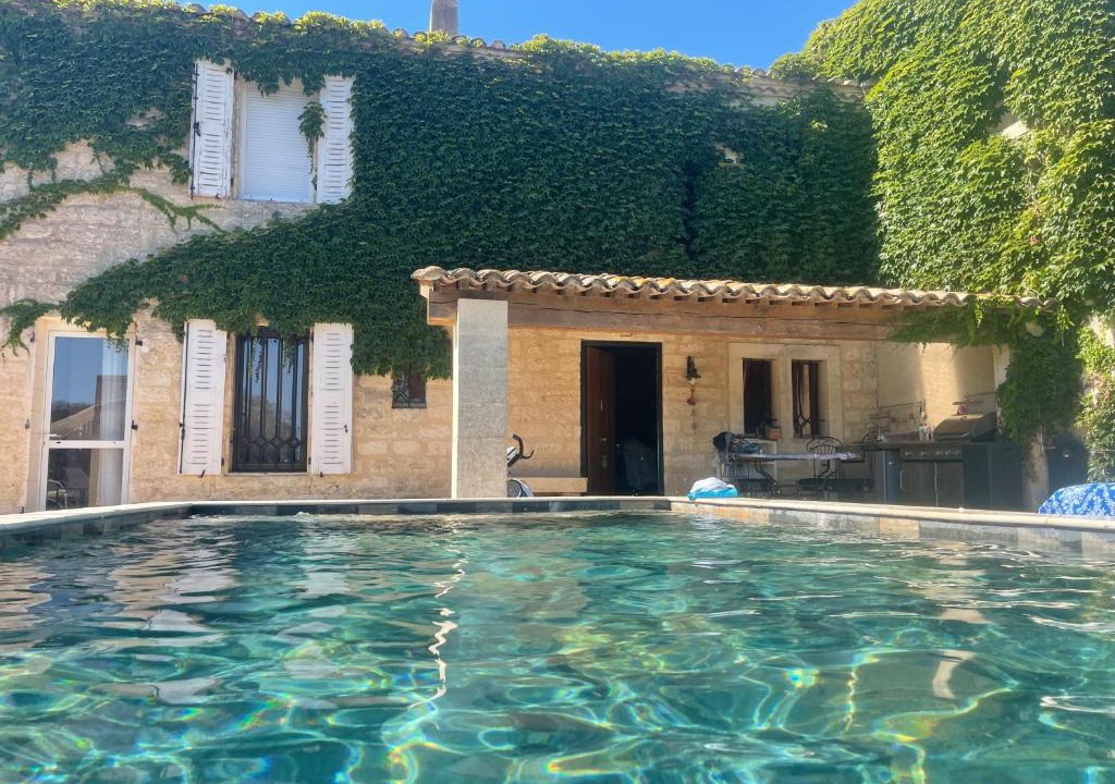 Vauvert House | Les Olivades