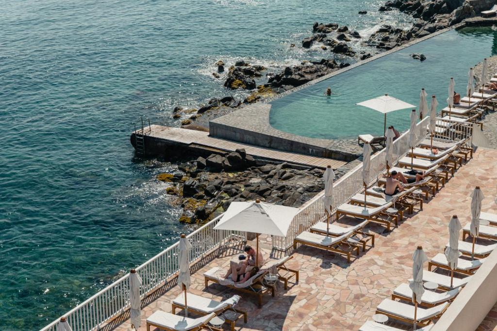 Le Dramont Hotel | Les Roches Rouges, a Beaumier hotel