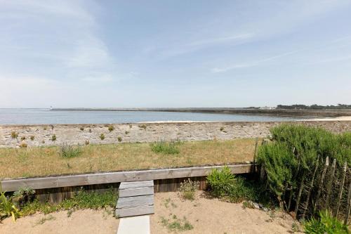 Le Croisic Apartment | Les sables roses face mer