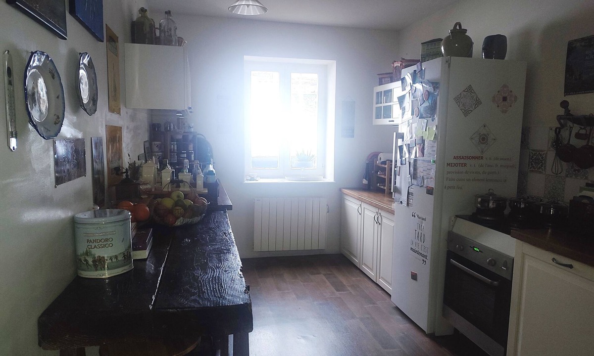 Dompierre-les-Ormes House | Location des Chambres Dans une Maison de Village