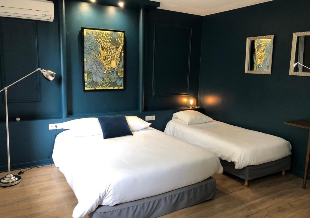 Mercurol Hotel | Logis Hôtel l'Abricotine