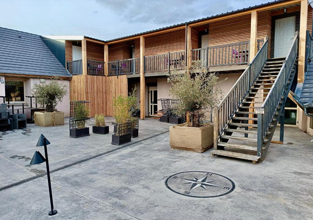 Nebouzat Hotel | Logis Hôtel Restaurant Volcan Sancy