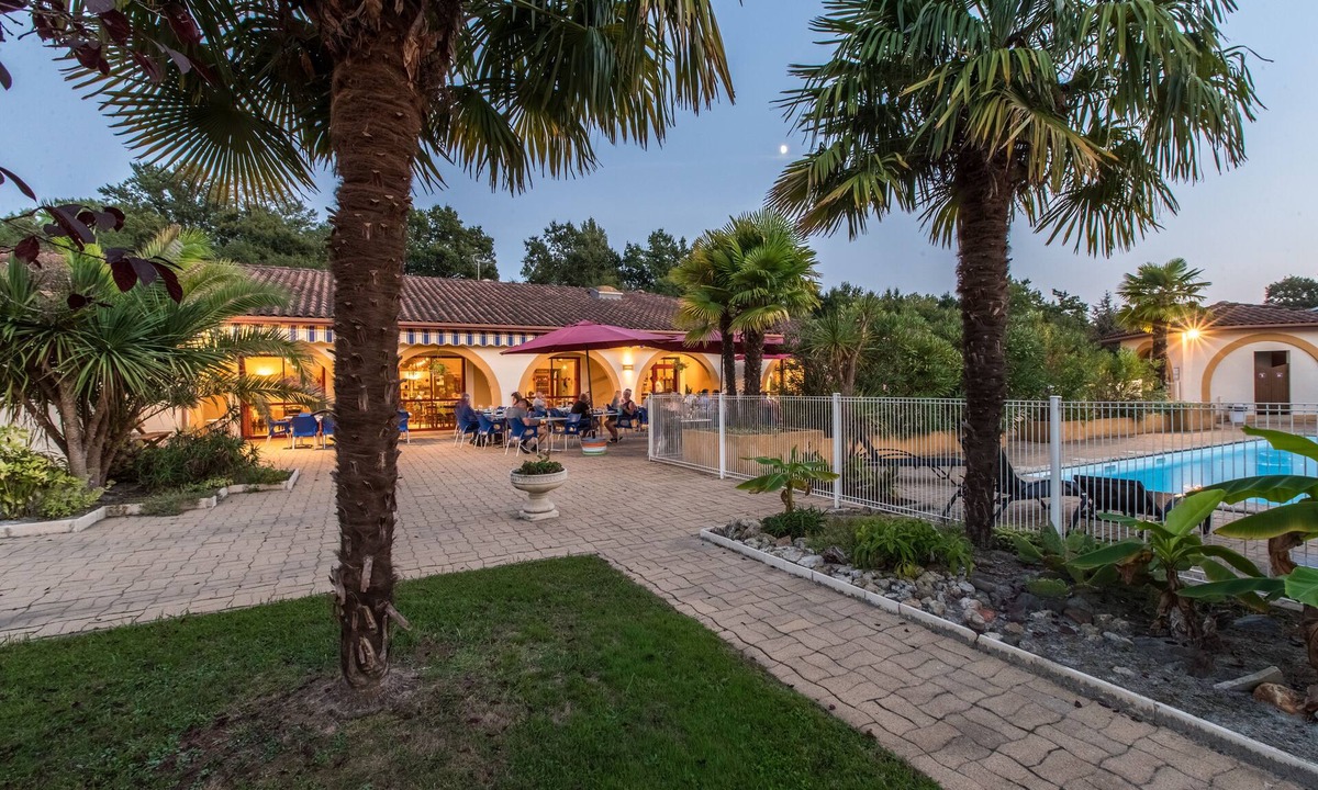 Nogaro Hotel | LOGIS HOTEL RESTAURANT SOLENCA