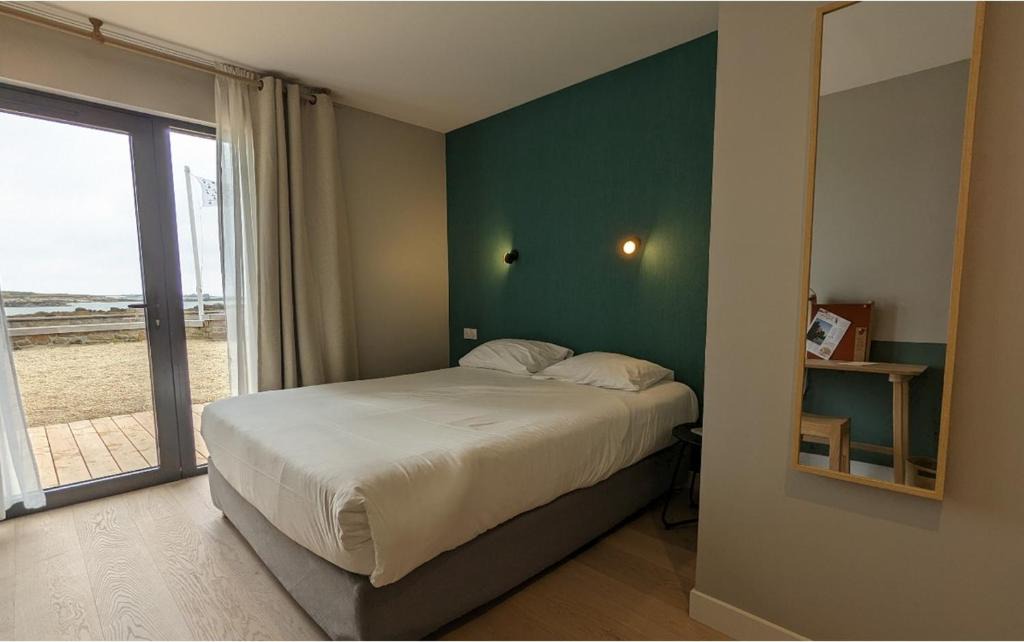 Plouguerneau Hotel | Logis le Castel Ac'h