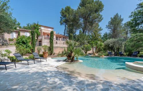 Saint-Maximin-la-Sainte-Baume House | Lovely Home In Saint-Maximin-La-Saint