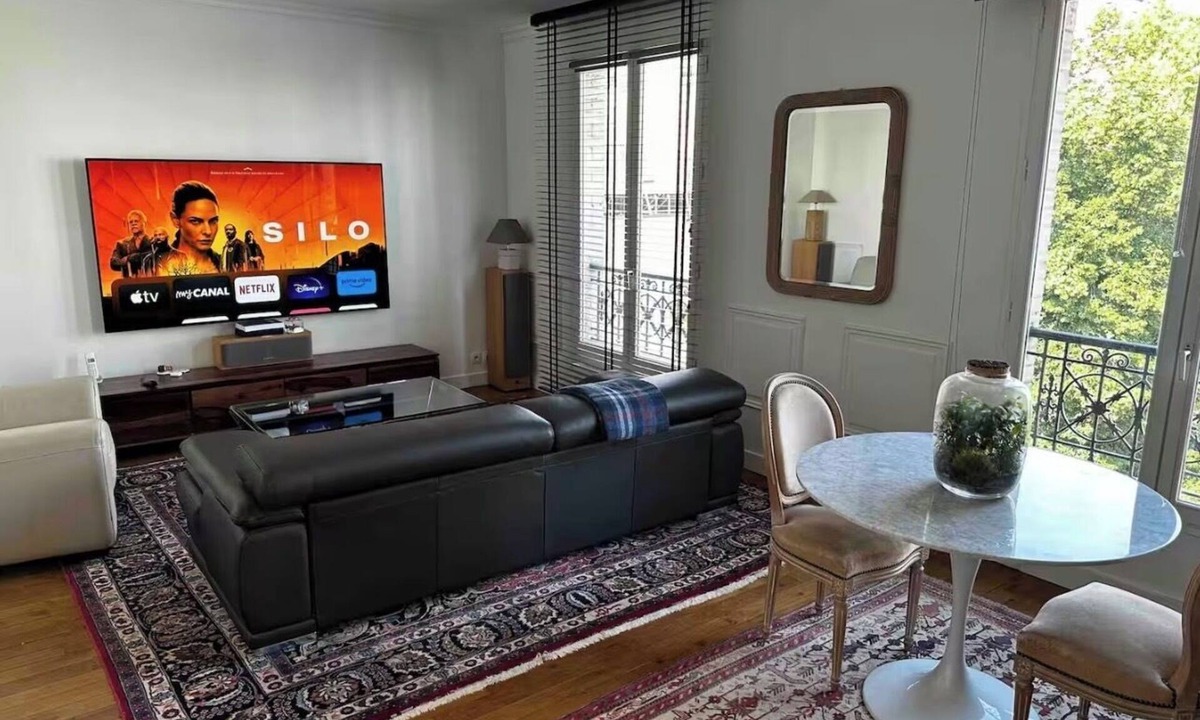 Quartier de la Chapelle Apartment | Luxury apartment between Montmartre-Gare du Nord