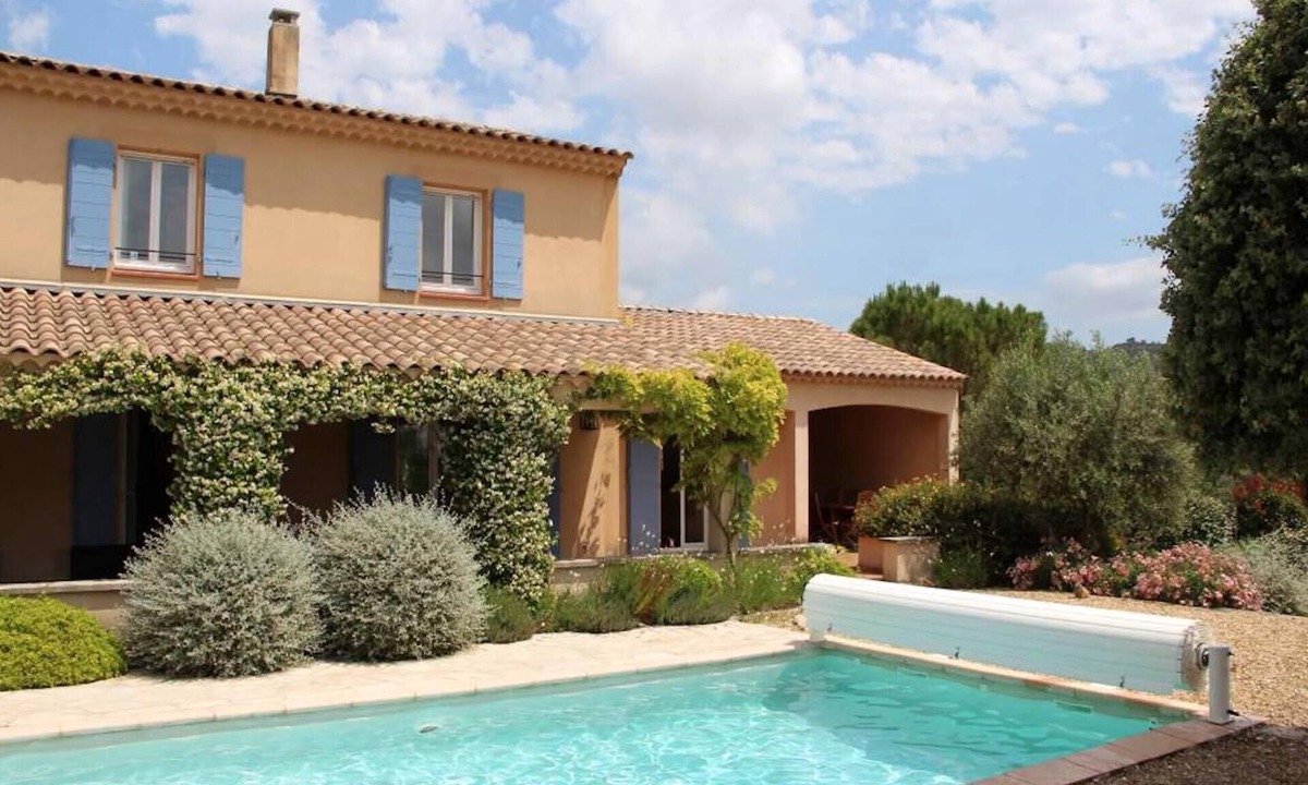 Saumane-de-Vaucluse Villa | Luxury Provence Villa | Villa du Moulin | 3 Bedrooms | Private Pool