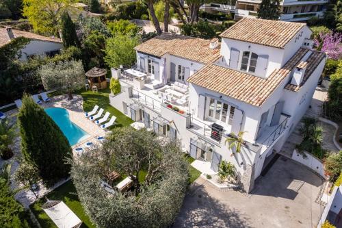 Riou - Petit Juas - Av de Grasse Villa | Luxury Villa Cannes,350 m2, 12 pers, 6 ch 6 sdb