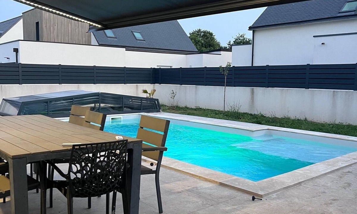 Erdeven House | MA BRO - ERDIVINES - Beach 3km, restaurants and shops 200m, Swimming pool 7x3,5