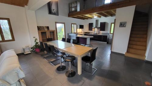 Blars House | Magnifique Villa 230