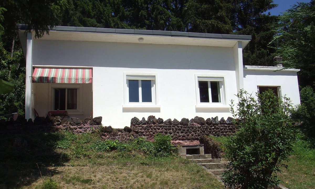 Aydat House | MAISON AYDAT AUVERGNE BORD DE LAC AYDAT