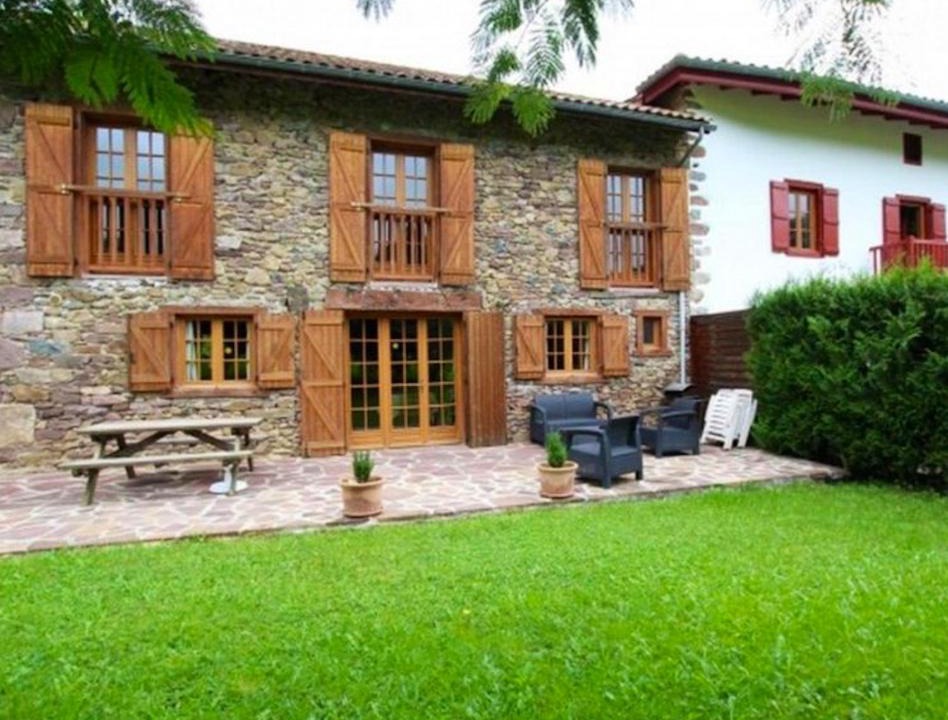 Saint-Etienne-de-Baigorry House | Maison charmante a Saint Etienne de Baigorry avec spa