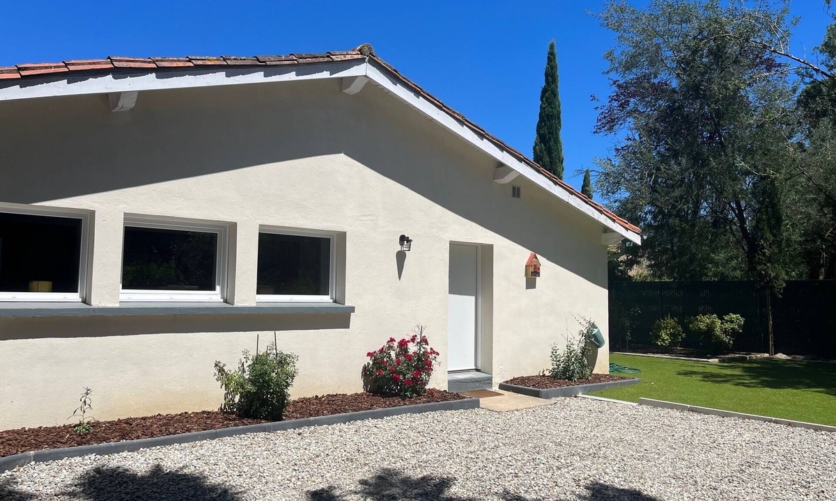Castres House | Maison Chaleureuse Avec spa et Jardin
