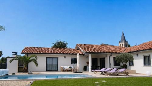 Gaujacq House | Maison d'hôte privative avec piscine pour 6 personnes