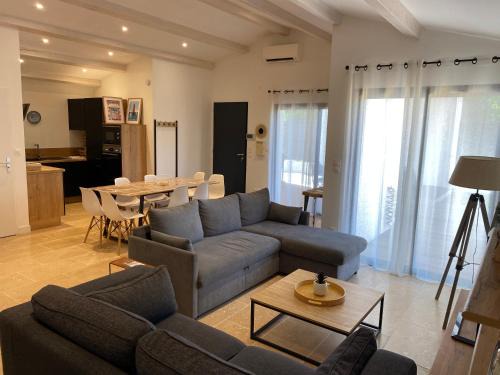 La Rochelle Villa | Maison moderne plain-pied 3 chambres jardin préau