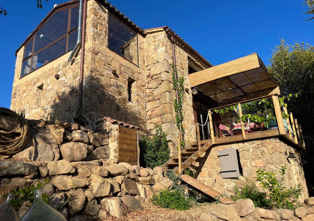 Coti-Chiavari House | Maison typique Corse écologique
