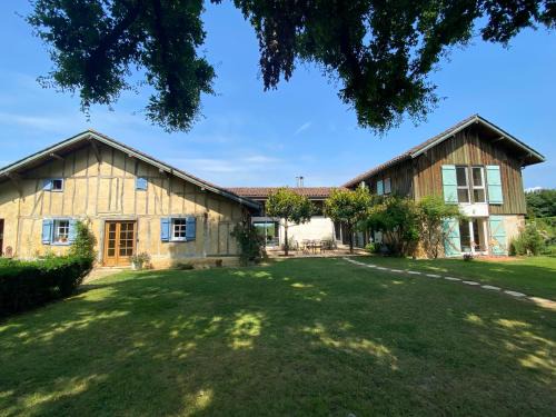 Bourrouillan Apartment | Majellon, Appartement à l‘ouest