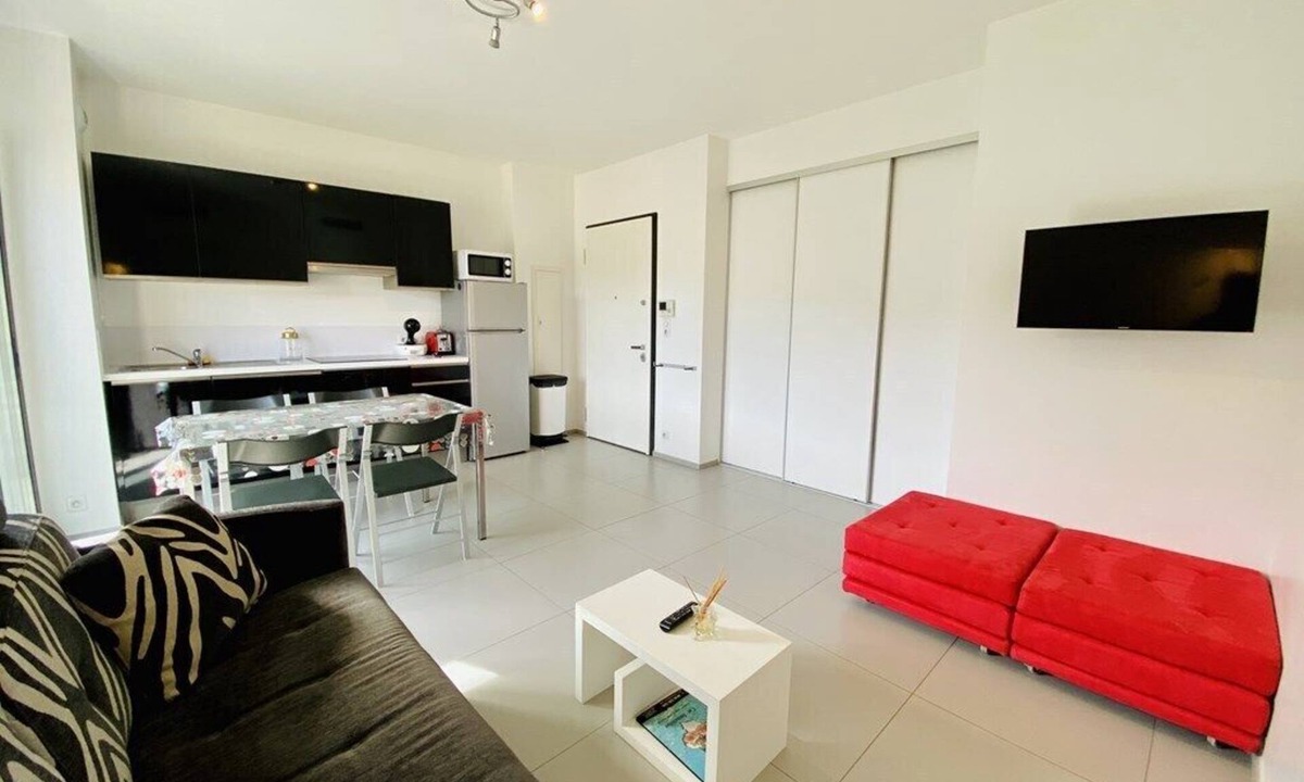 Propriano Apartment | MARINA D'ORU - Comfortable studio in town center (M)