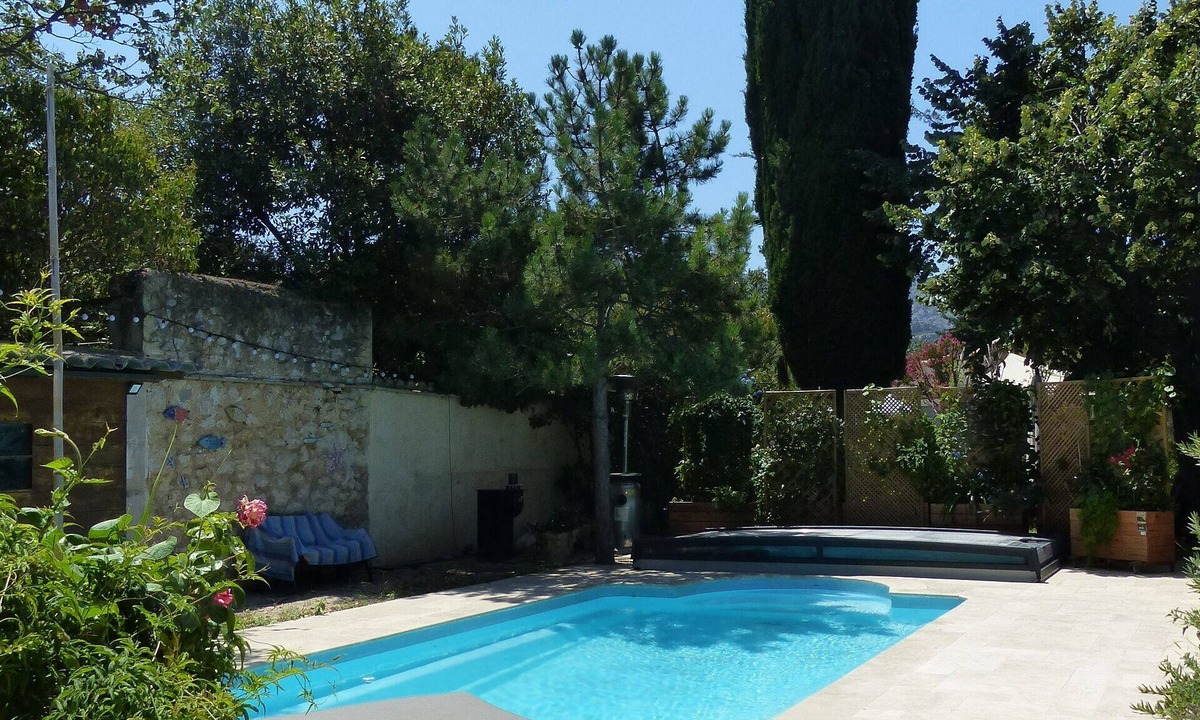 Les Baumettes House | Marseille Maisonette, Heated Pool and SPA
