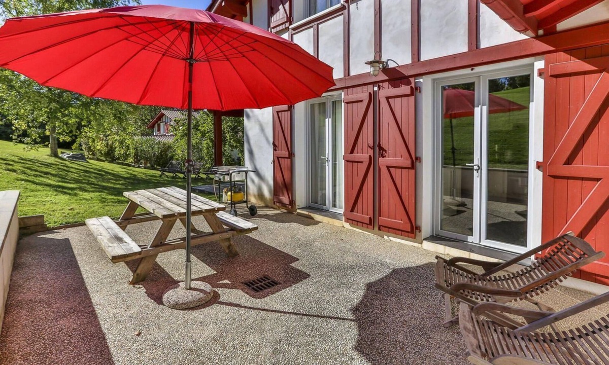 Saint-Pierre-d'Irube House | MENDIA - SAINT PIERRE D'IRUBE