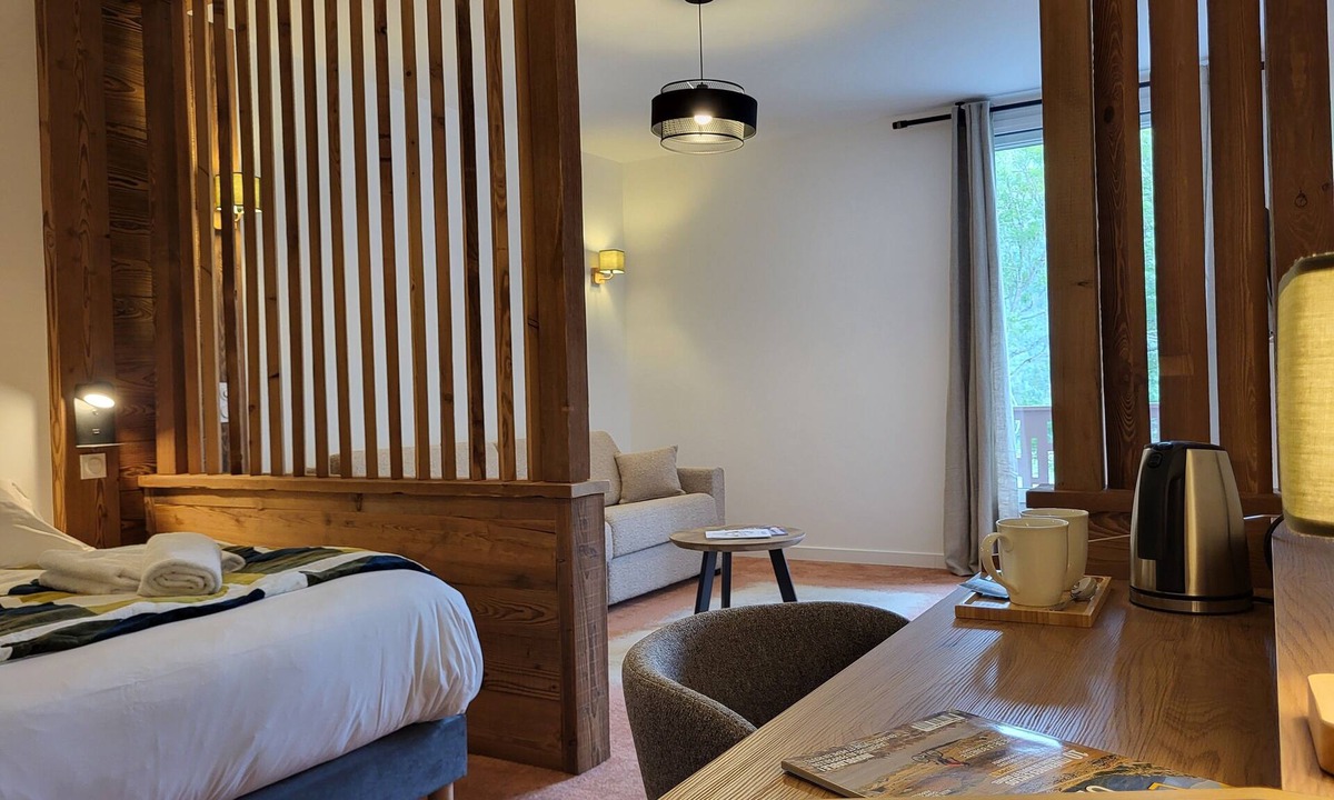 Faucon-de-Barcelonnette Hotel | Mille100-47 - Ubaye Base Camp
