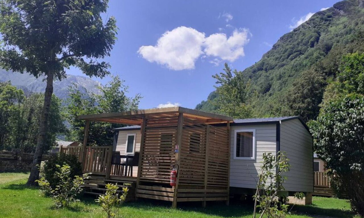 Estaing House | Mobil-home, pets allowed - 6 guests