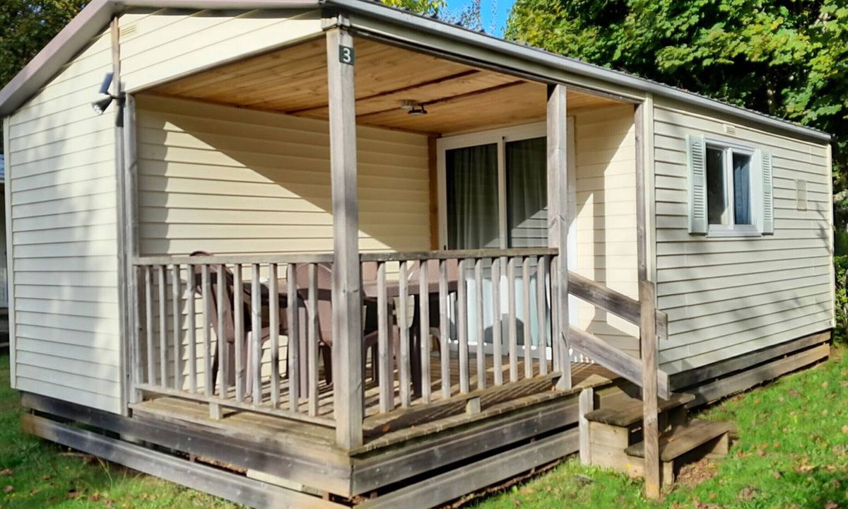 Pleaux House | Mobile home, pets welcome - 4 guests