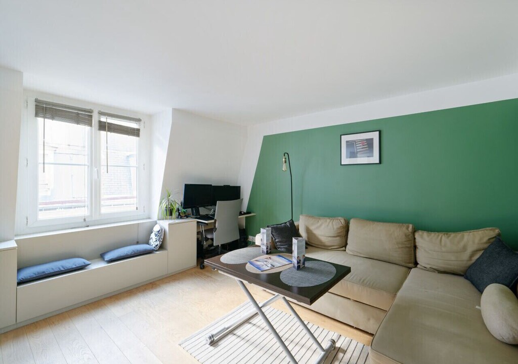 Quartier du Faubourg-Montmartre Apartment | Modern and luminous flat in the heart of Paris
