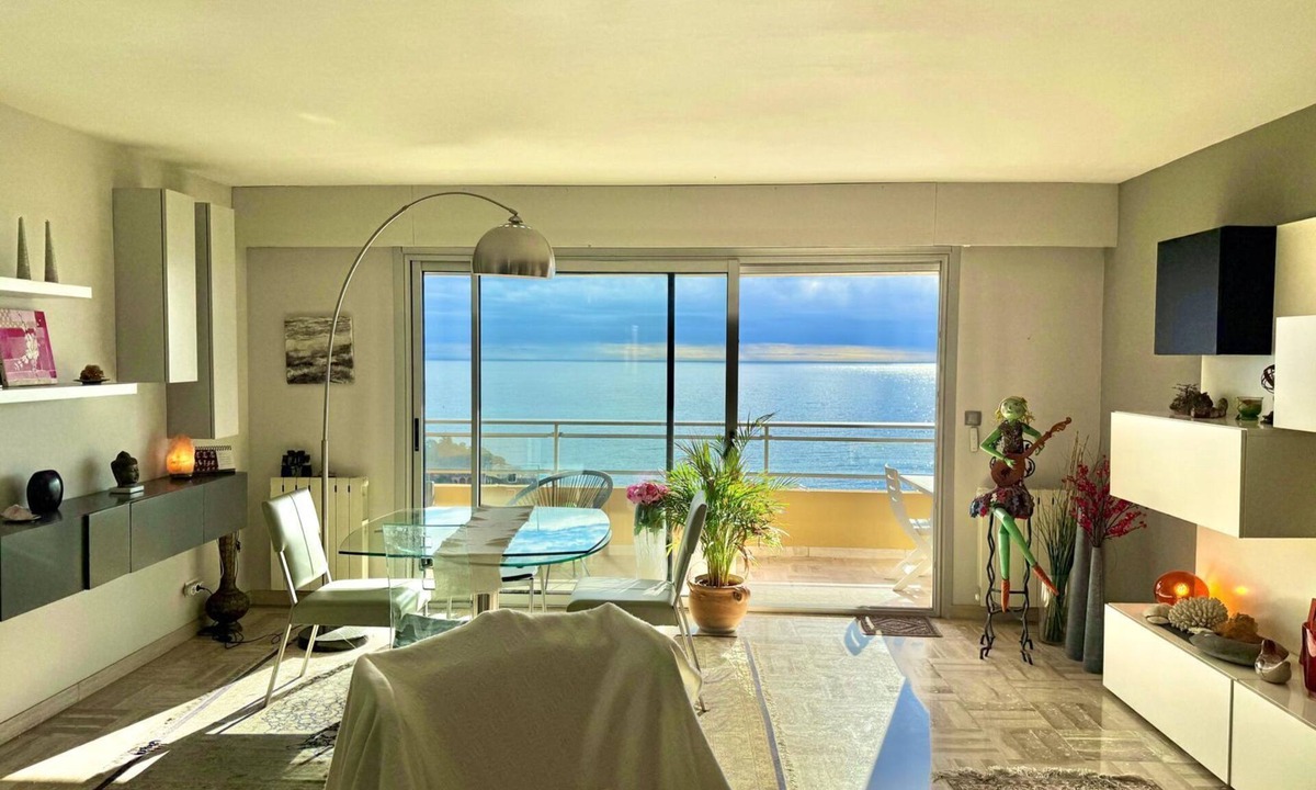 Roquebrune-Cap-Martin Apartment | MONACO Fantastic seaview - 2 bedrooms- 110m² - AC