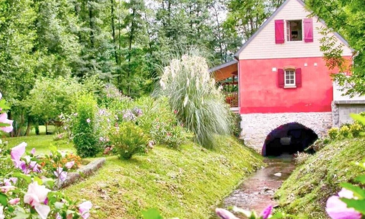 Eysus Cabin | Moulin Vrindavan, Havre de paix en pleine nature.