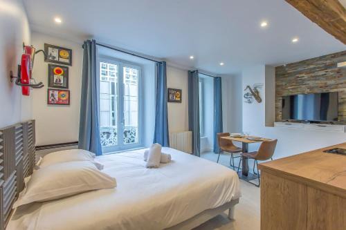 Quartier Hyper-Centre Apartment | MYD - Studio 25 Hyper Centre