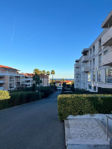 Plaine de la Brague Apartment | New accommodation with balcony and parking