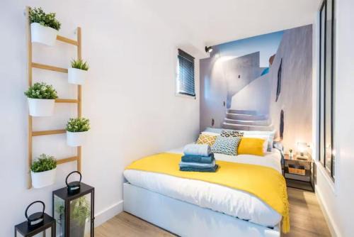 Saint-Genis-Laval Apartment | Night Express - Parking Gratuit Lyon Sud