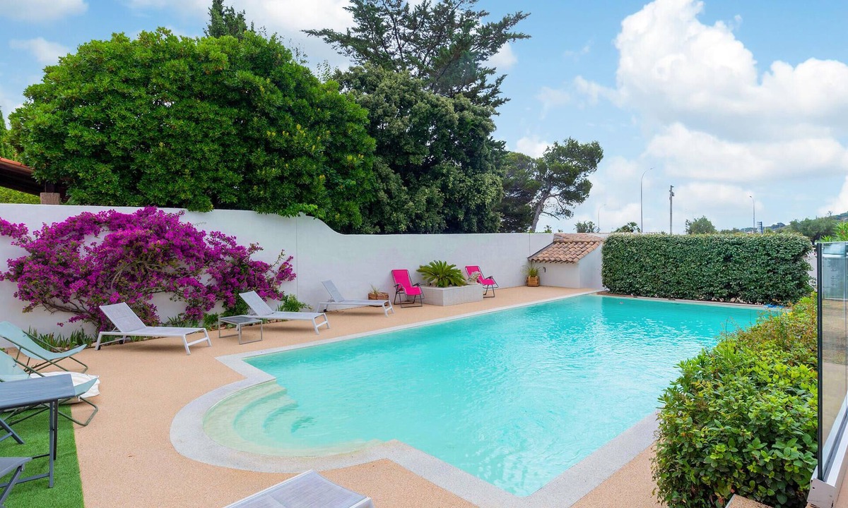 La Nartelle House | Pet friendly home in Saint-Maxime